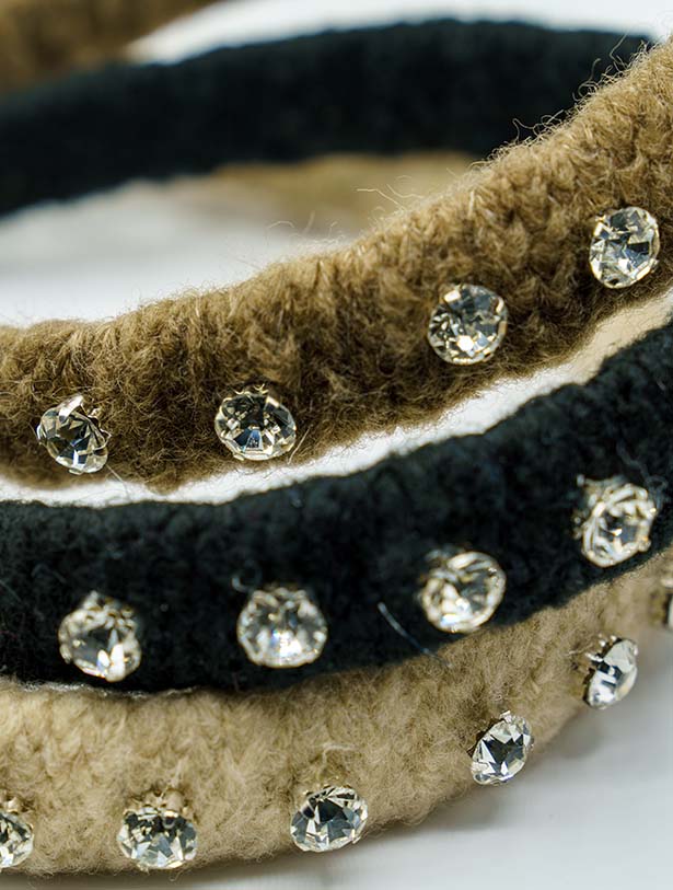 TWILL WOOLY BEJEWELED HEADBAND WITH STONES