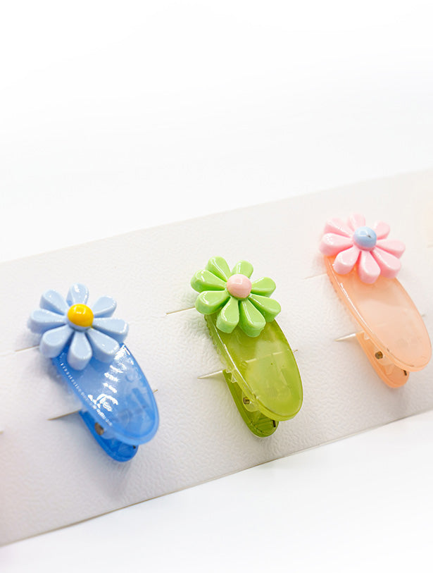 PLASTIC FRUIT DESIGN HAIRCLIP