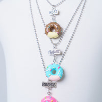 BEST-FRIENDS-FOREVER NECKLACE WITH DOUGHNUT PENDANT