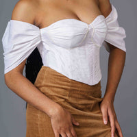 NAOMI TOP